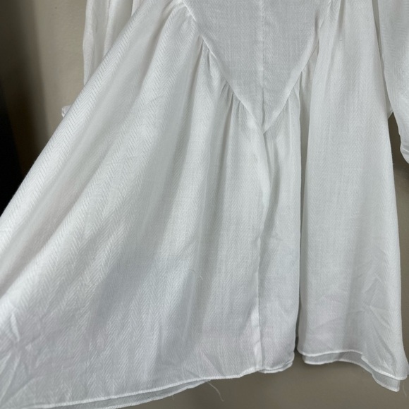 Mustard seed white medium p2p 23-1/2 length 26-1/2 balloon sleeves like new - Picture 8 of 8